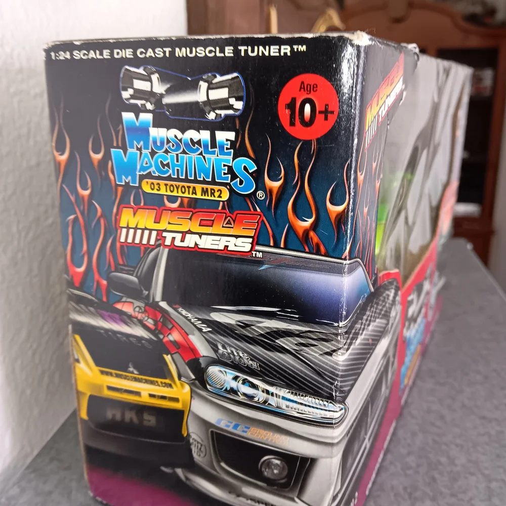 Green '03 Toyota MR2 Toy Car by - Picture 6 of 7